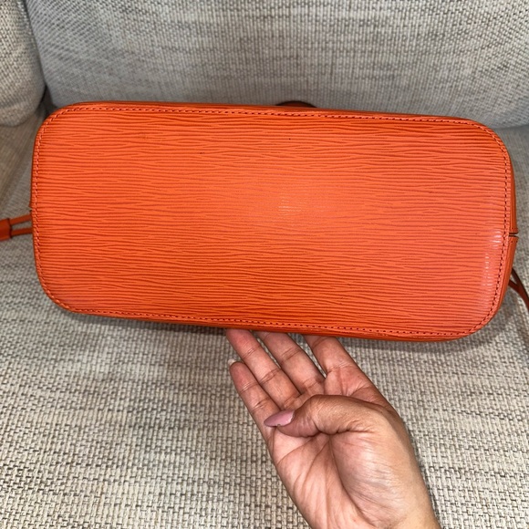 Louis Vuitton Neverfull PM Orange Epi - Picture 4 of 16